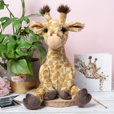 Camilla - Giraffe Plush